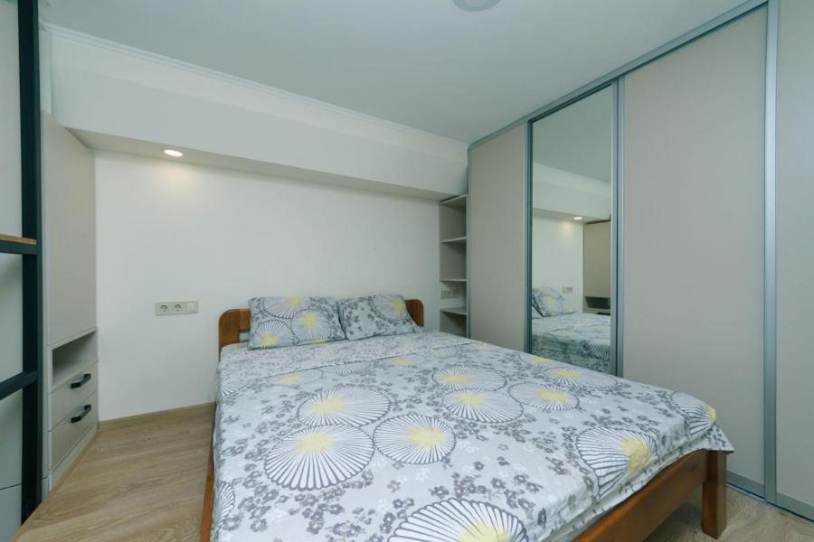 Inn Smarthause Apartments Kiev Exterior foto
